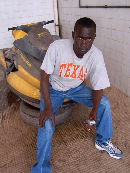 momar